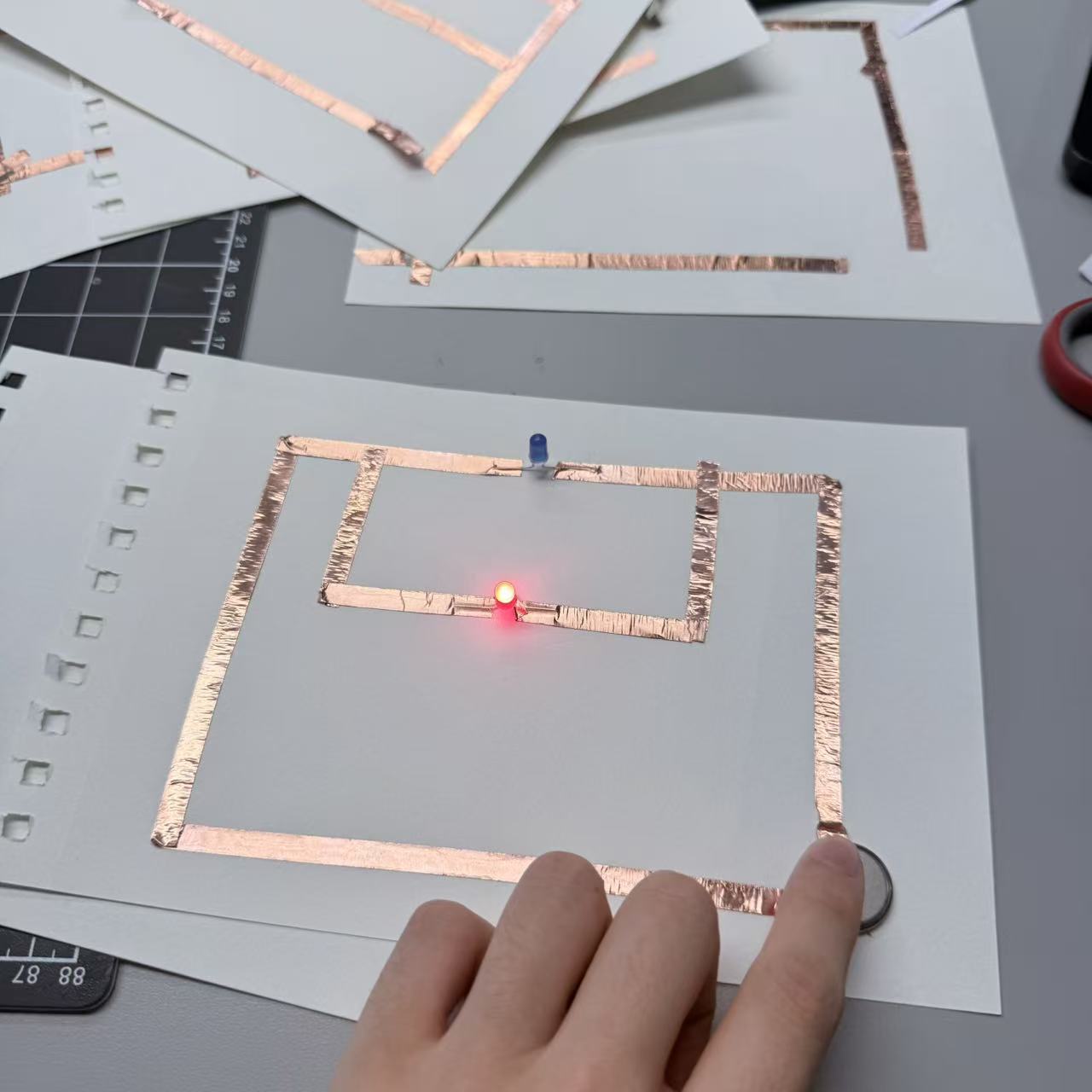 These are photos taken during the classroom process.